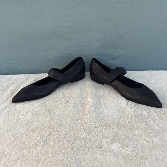 NWOT Agl Rocio Mary Jane Black Pointed-Toe Flats Leather EU 35.5 - Picture 2 of 9